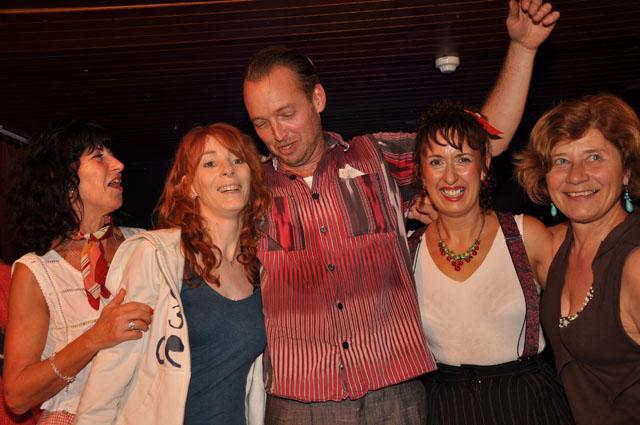min 2011 11 19 pub 193
